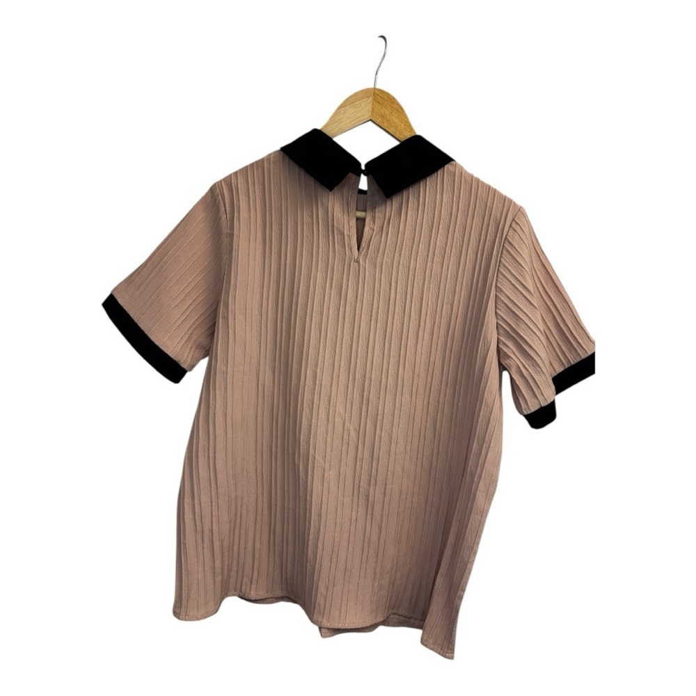 SHEIN Beige and Black Ribbed Blouse - Picture 4 of 5